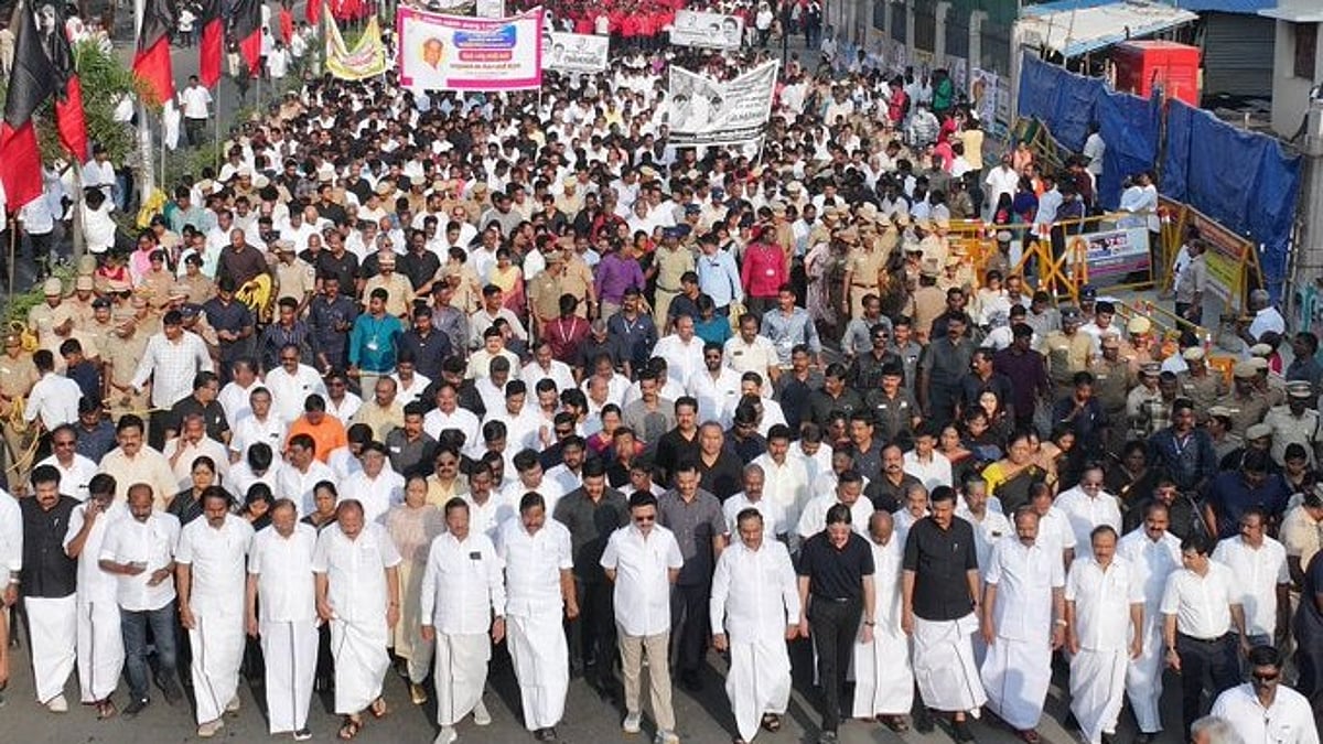 தமிழ்த்தாயின் தலைமகன் : பேரறிஞர் அண்ணா நினைவிடத்தில் மரியாதை செலுத்திய முதலமைச்சர் மு.க.ஸ்டாலின்!