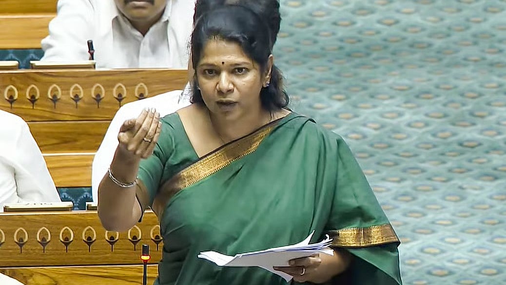 ஆய்வாளர்களுக்கான உதவித் தொகை வழங்குவதில் ஏன் தாமதம்? : கனிமொழி MP கேள்விக்கு ஒன்றிய அரசு அளித்த பதில்! 