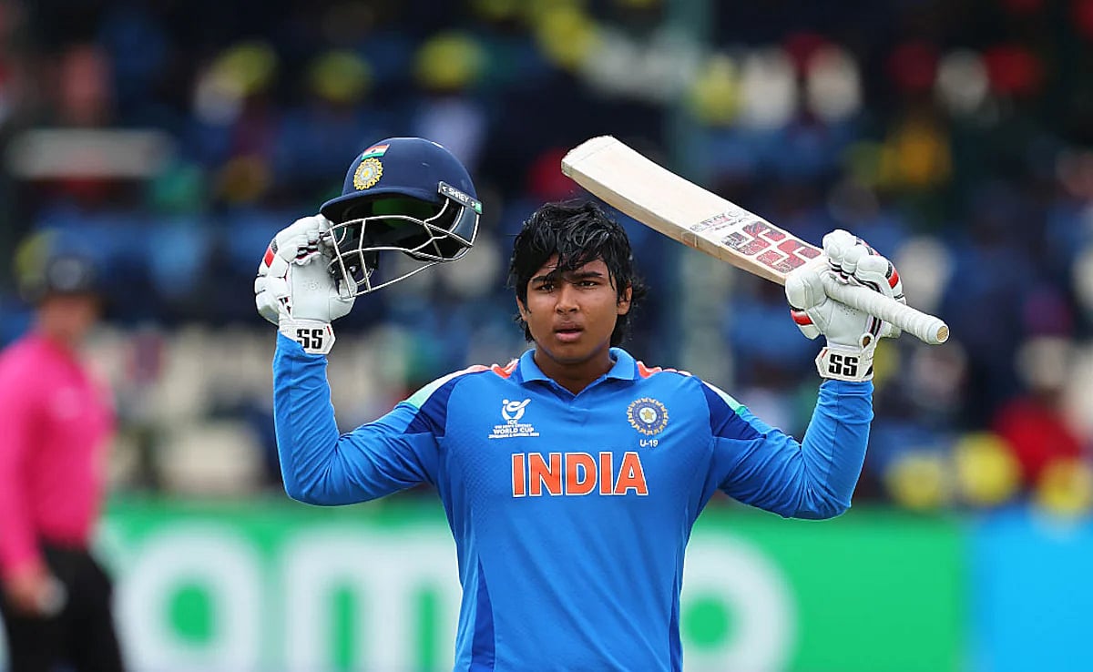 6வது முறையாக U19 உலகக்கோப்பையை வென்ற இந்தியா! ஒரே தொடரில் சாதனை மேல் சாதனை! - முழுவிவரம் உள்ளே