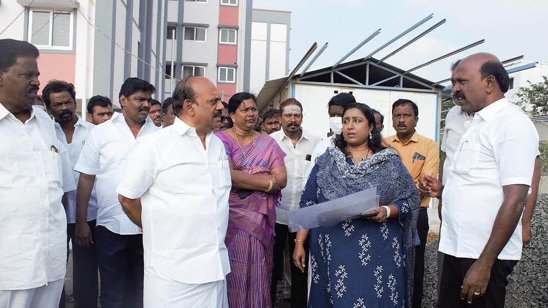 சென்னையில் 4035 புதிய அடுக்குமாடி குடியிருப்புகள் : 2 அமைச்சர்கள் ஆய்வு!