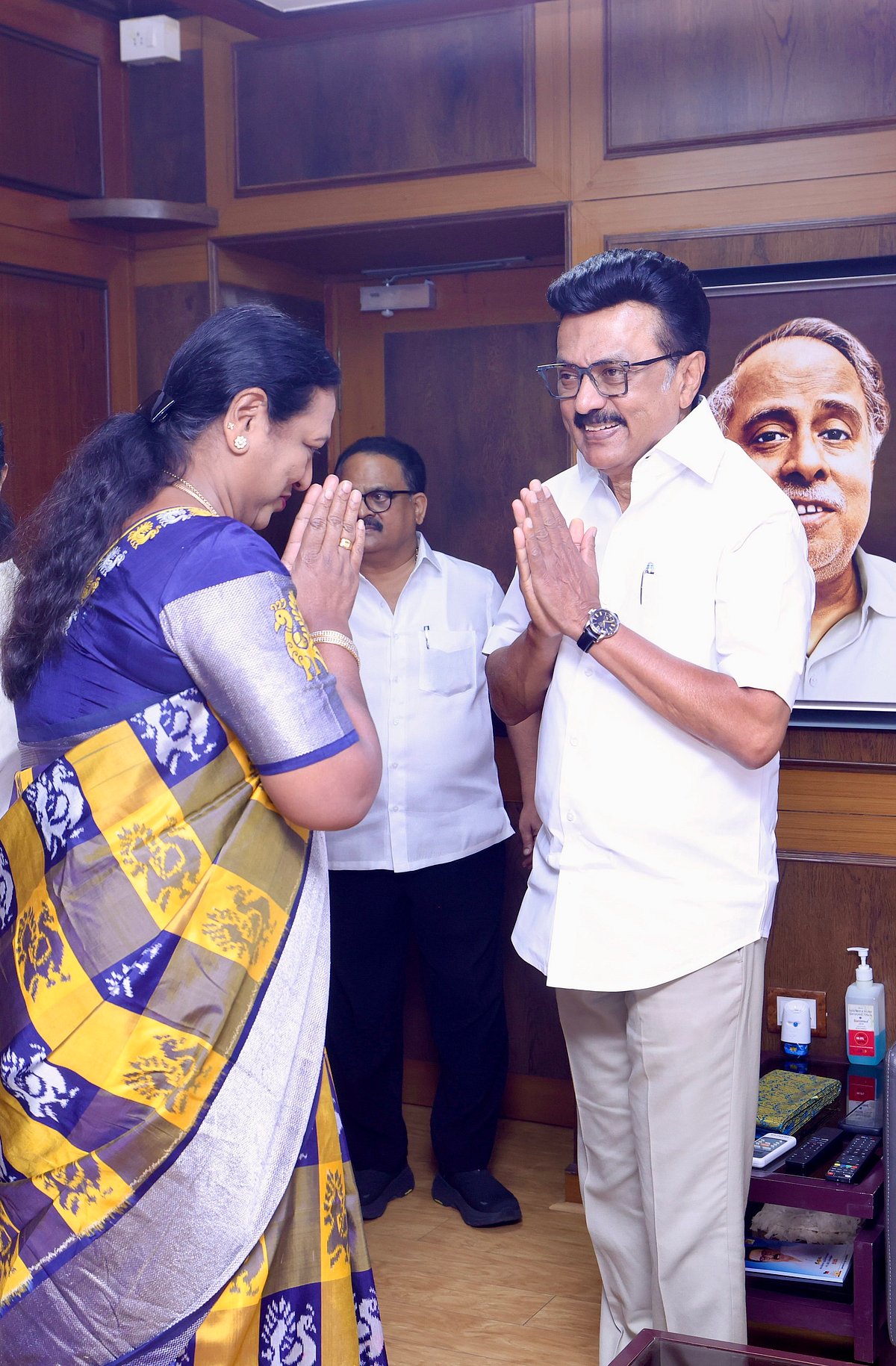 தி.மு.க கூட்டணியில் இணைந்த தே.மு.தி.க! : அண்ணா அறிவாலயத்தில் உறுதி செய்த பிரேமலதா விஜயகாந்த்!