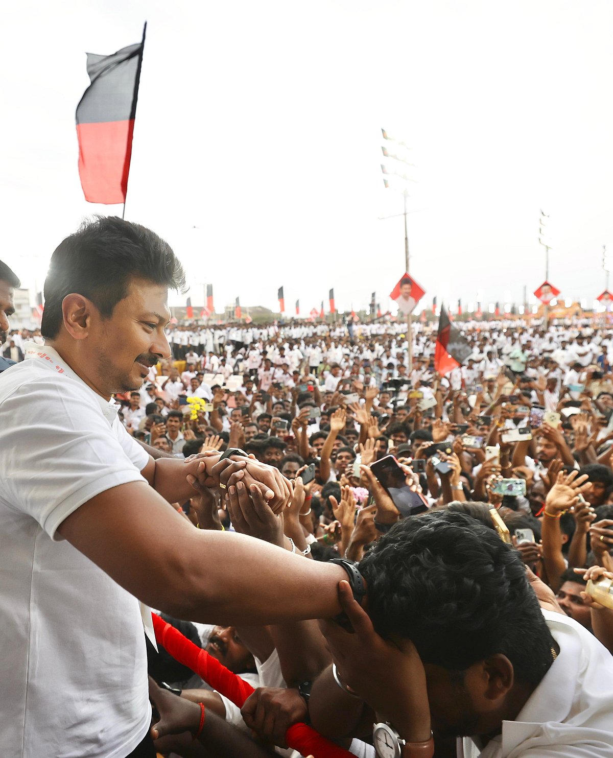 “மேற்கிலும் தி.மு.க தான் Best! இந்த எழுச்சிதான் அதற்கு உதாரணம்!” : துணை முதலமைச்சர் உதயநிதி ஸ்டாலின் உரை!