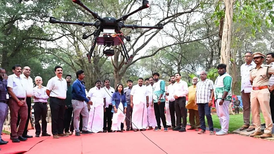 கோவையில் வனக்கோட்டம், மதுக்கரையில் தொழில்நுட்பம்.. வனவிலங்குகளை பாதுகாக்க ட்ரோன் கண்காணிப்பு பிரிவு!