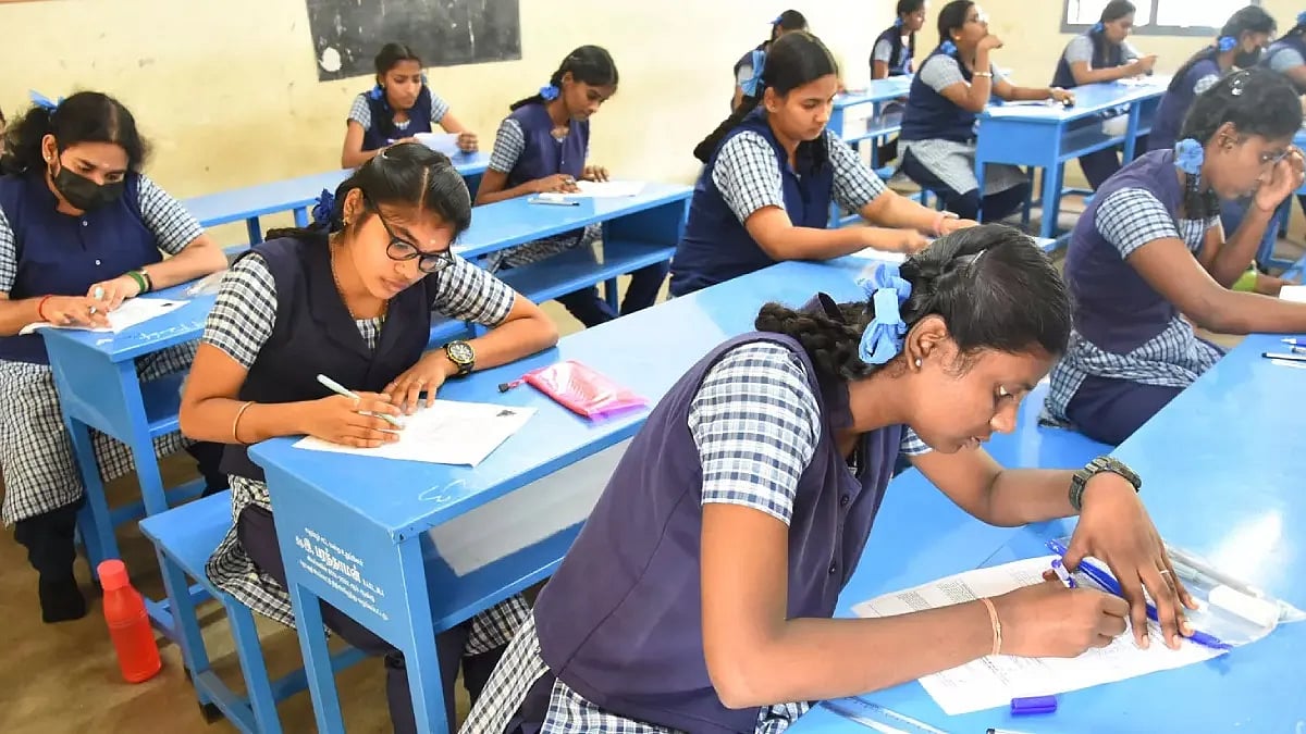 தமிழ்நாட்டில் இன்று தொடங்குகிறது 12ம் வகுப்பு பொதுத்தேர்வு… 8.27 லட்சம் மாணவர்கள்… 3,412 மையங்கள் ரெடி!