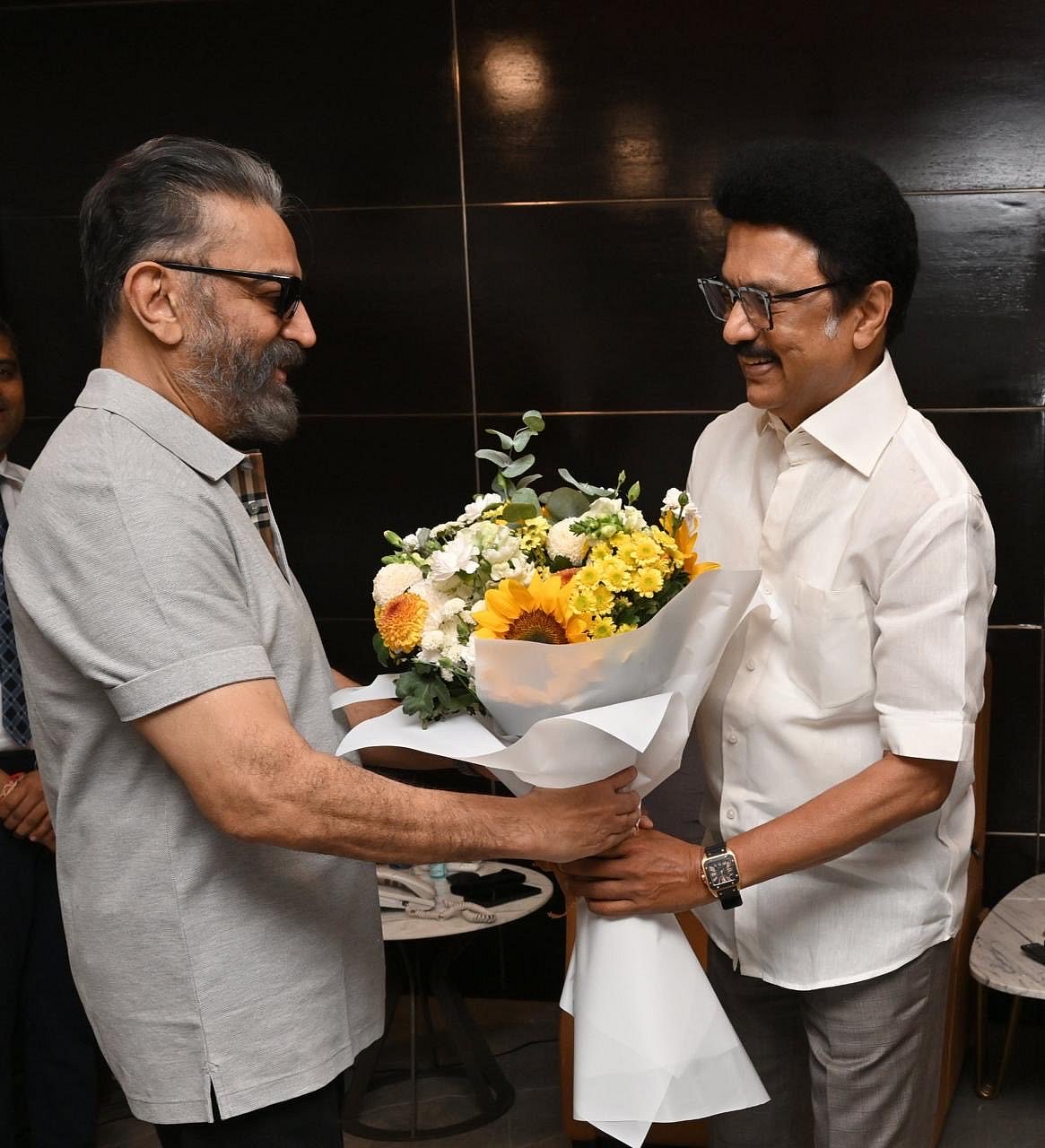 தெற்கு தேயவே தேயாது  தேயவும் விடமாட்டோம்: ’மக்கள் முதல்வரின் மனிதநேய விழாவில்’ கமல்ஹாசன் எம்.பி பேச்சு!  