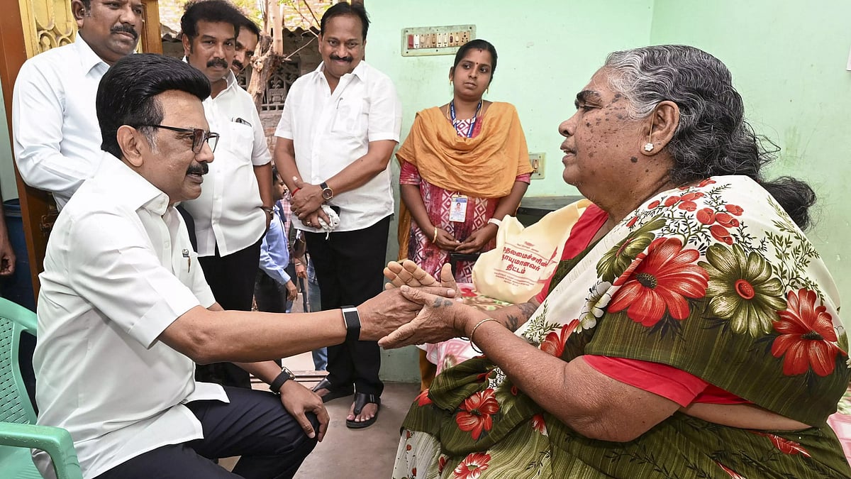 தமிழ்நாட்டில் மேலும் 37.79 இலட்சம் மக்களுக்கு ரூ.2,000 சிறப்பு நிதி! : முதலமைச்சர் மு.க.ஸ்டாலின் அசத்தல்!