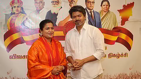 Vulgar Warriors.. எப்படி மக்களை காப்பாற்றுவார்? - விஜயை வெளுத்து வாங்கிய தவெக ரஞ்சனா நாச்சியார்!