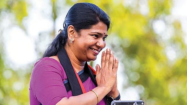 பக்காவாக முடிந்த தேர்தல் அறிக்கை பணி.. அடுத்த டார்கெட்.. பிரச்சாரத்தை தொடங்கும் கனிமொழி எம்.பி…!