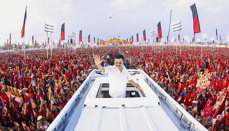 தேர்தல் 2026 : களமிறங்கும் 234 பேர்... வெல்லும் வேட்பாளர்கள் மூலமாக இலக்கை வெல்வோம்! - முரசொலி!