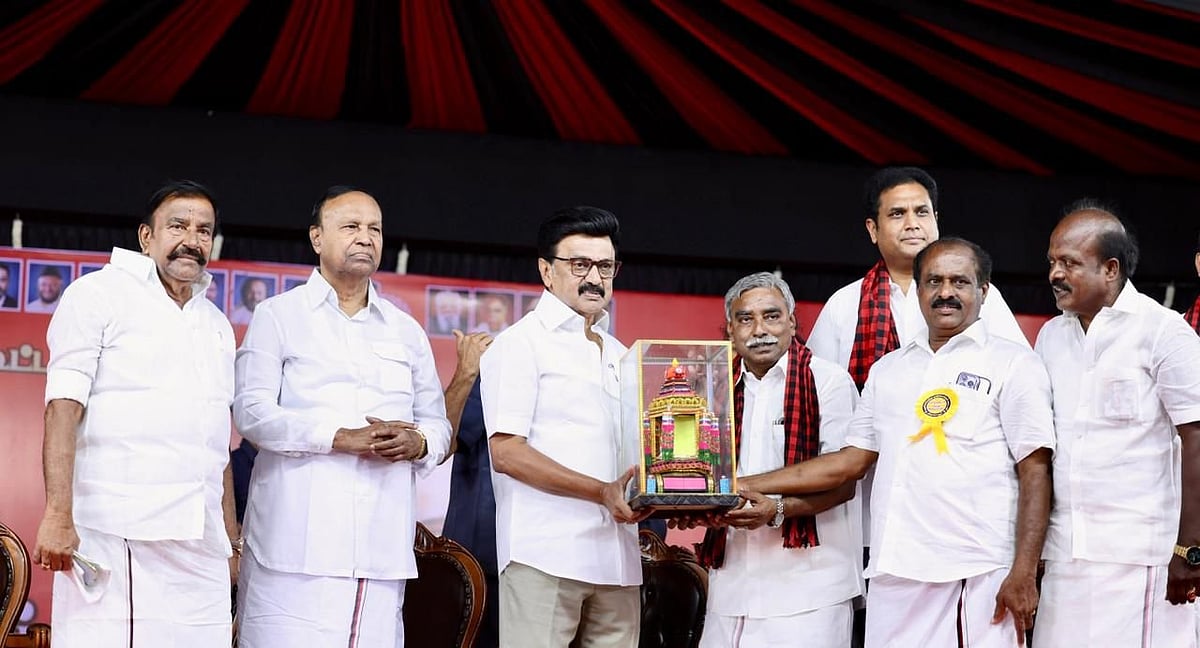 திருவாரூரின் ஆர்ப்பரிப்போடு தேர்தல் பிரச்சாரத்தை தொடங்கிய முதலமைச்சர் மு.க.ஸ்டாலின்! - முழு உரை உள்ளே!