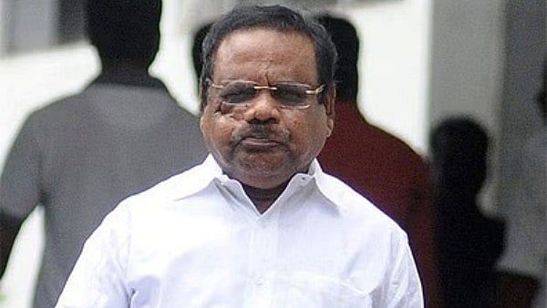 "அ.தி.மு.க ஆட்சியைக் காப்பாற்றிய எனக்கு அங்கீகாரம் இல்லை": முன்னாள் சபாநாயகர் தனபால் குமுறல்!