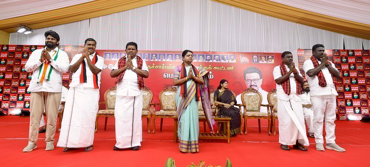 ”டெல்லி அடிமை அதிமுக வரும் தேர்தலில் டெப்பாசிட் கூட வாங்கக்கூடாது!” :தூத்துக்குடியில் முதலமைச்சர் பேச்சு!