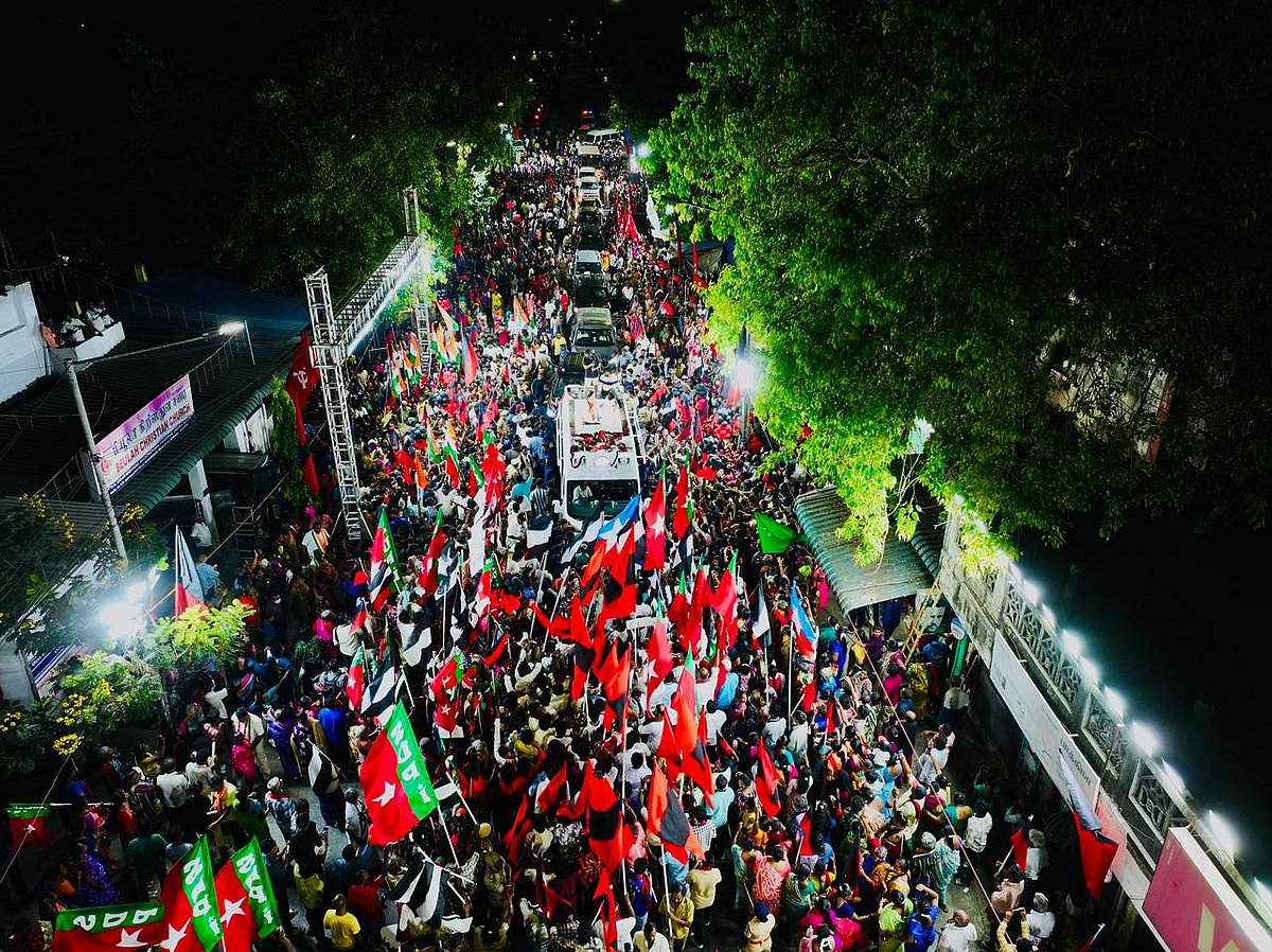 “உங்கள் வீட்டுப்பிள்ளை வேண்டுமா? எங்கிருந்தோ வந்து நாடகமாடுபவர் வேண்டுமா?” : பெரம்பூரில் முதல்வர் உரை!