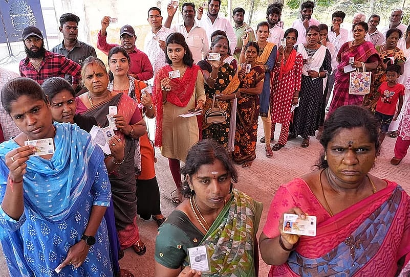தமிழ்நாடு தேர்தல் வரலாற்றில் புதிய சாதனை.. 84% தாண்டிய வாக்குப்பதிவு!