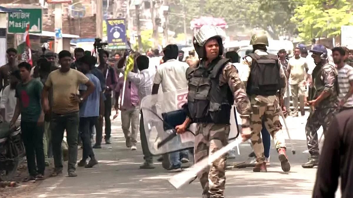 ”தேர்தல் ஆணையமா ஆளுநர் ஆர்.என்.ரவி.. அமைதியாக நடக்கிறதா மேற்கு வங்க தேர்தல்?” : முரசொலி கேள்வி!