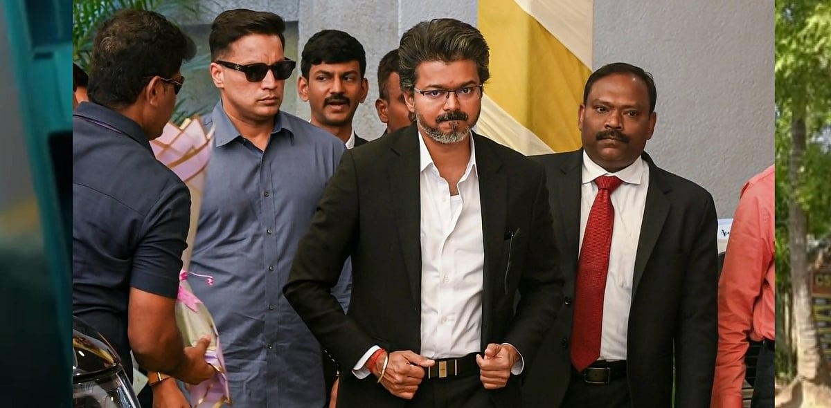 ”சறுக்கலை சந்தித்த முதல்வர் விஜயின் டெல்லி பயணம்.. செய்தியாளர்களா.. பதறிய விஜய்” : முரசொலி தலையங்கம்!