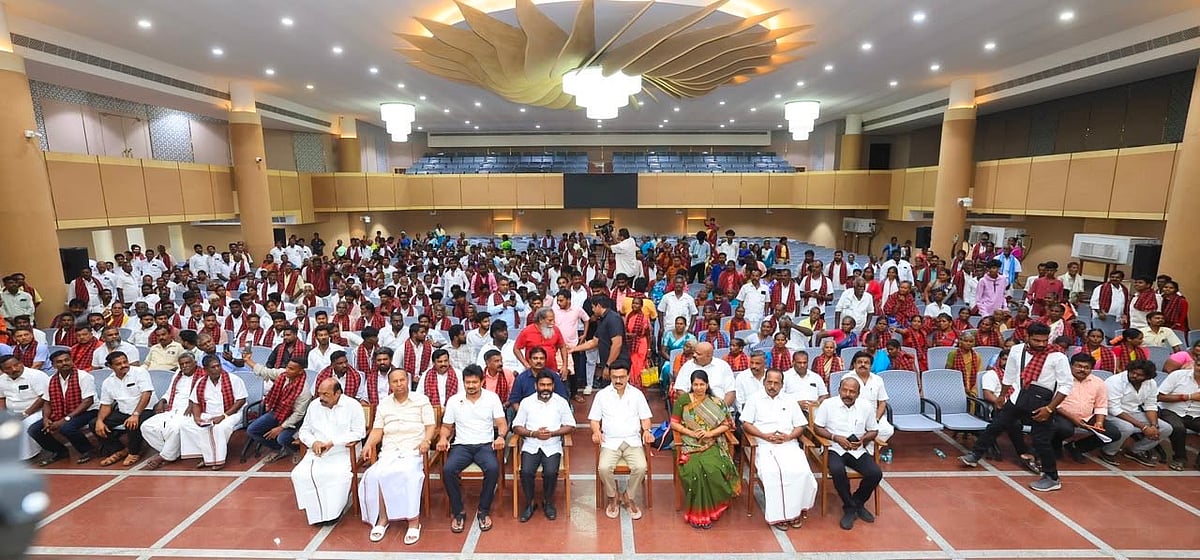 விஜய்க்கு மக்களைப் பற்றிய மரியாதை எப்படி இருக்கும்? இரண்டு கட்சிகள் இருவேறு காட்சிகள் : முரசொலி