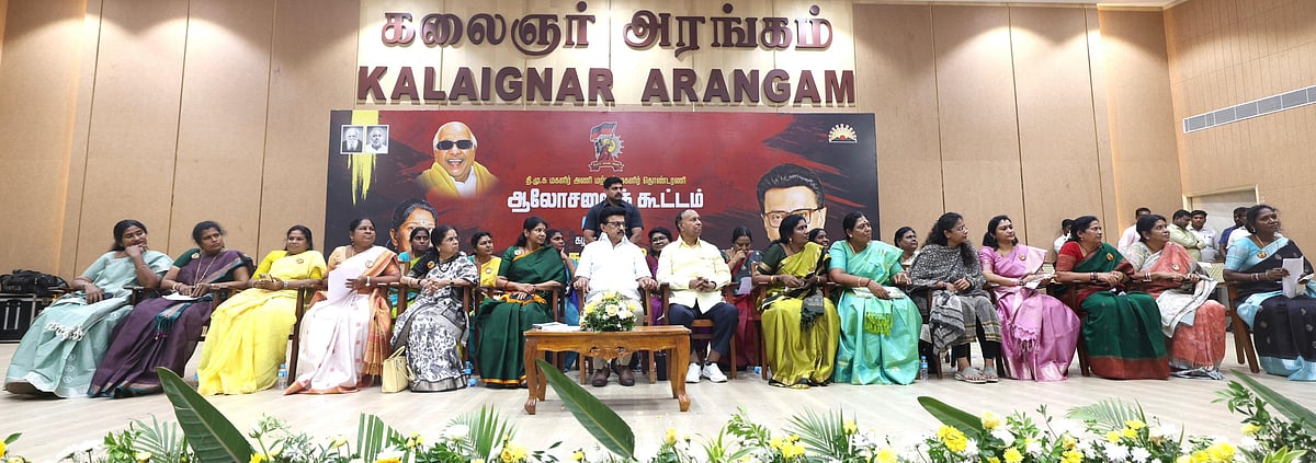 “அதிமுக. MLAக்களை ஷாப்பிங் செய்து கொண்டிருக்கும் விஜய்; பாஜகவின் ஜெராக்ஸ்” : தலைவர் மு.க.ஸ்டாலின் தாக்கு!