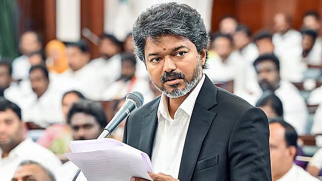 இதைக்கூட சரி செய்ய துப்பு இல்லாமல் எதற்கு முதலமைச்சர் நாற்காலி : முரசொலி கடும் தாக்கு!