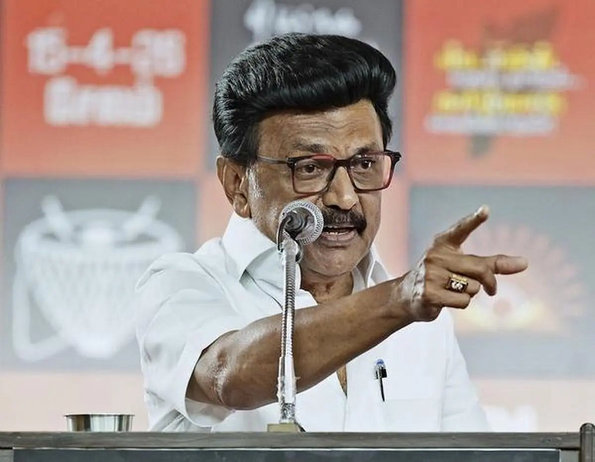 “மக்கள் தேடும் இடத்தில் முதல் ஆளாக இருப்பேன்!” : முதலமைச்சர் விஜய்க்கு கழகத் தலைவர் மு.க.ஸ்டாலின் பதிலடி!