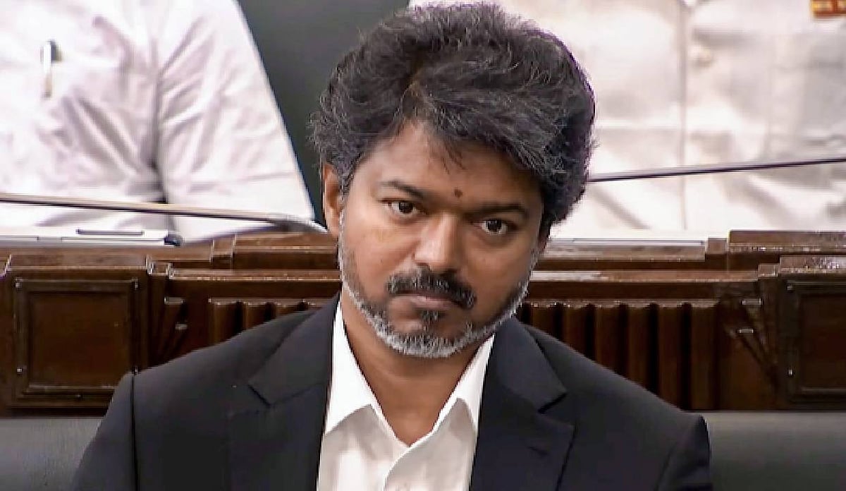 விஜய்க்கு சொந்தப் புத்தி இல்லை என்பதற்கு இதுவே சாட்சி... வெளுத்து வாங்கிய முரசொலி!