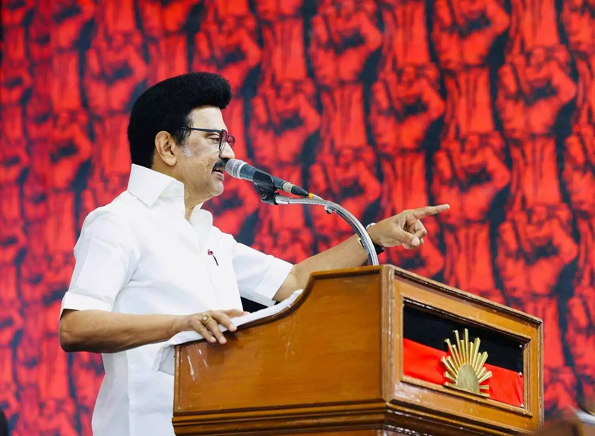 “இதுதான் சரியான தருணம்!” : திமுக-விற்கான மறுசீரமைப்பு ஆலோசனைக் குழு பட்டியலை வெளியிட்டார் மு.க.ஸ்டாலின்!