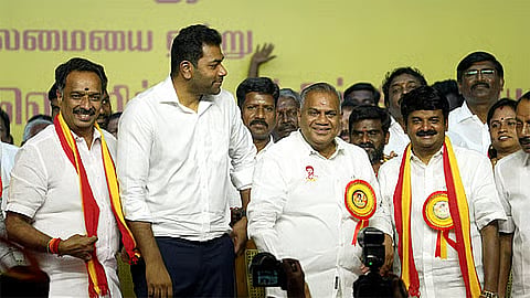 “த.வெ.க வாஷிங் மெஷினில் புனிதர்களாகும் ஊழல் வாதிகள்” : முன்னாள் அமைச்சர் ரகுபதி குற்றச்சாட்டு!