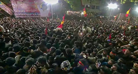 கரூர் என்றால் யாருக்கு பயம்? - 1 : தலைமறைவாக இருந்த நிர்மல் குமாருக்கு முரசொலி தலையங்கம் கேள்வி!
