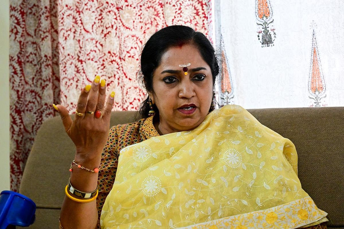 “சிபிஎஸ்இ-யில் 3-வது மொழி தேர்ச்சி கட்டாயம்.. மொழித் திணிப்பின் உச்சம்” : தமிழச்சி தங்கபாண்டியன் கண்டனம்!