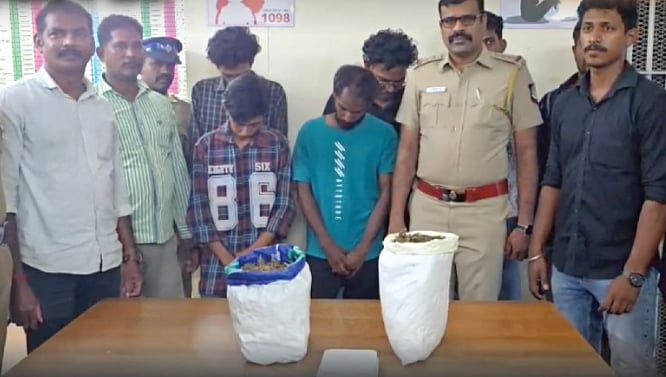 குறுகிய காலத்தில் அதிக பணம் சம்பாதிக்கும் ஆசையால் வந்த வினை : கல்லூரி மாணவர்களுக்கு நேர்ந்த சோகம்!