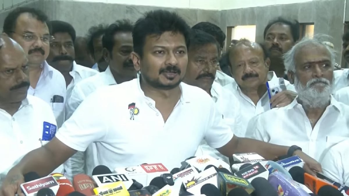 “புறமுதுகு காட்டி ஓடுகிறவர்கள் நாங்கள் இல்லை; மக்களோடு மக்களாக இருந்து எதையும் எதிர்கொள்வோம்!” : உதயநிதி!
