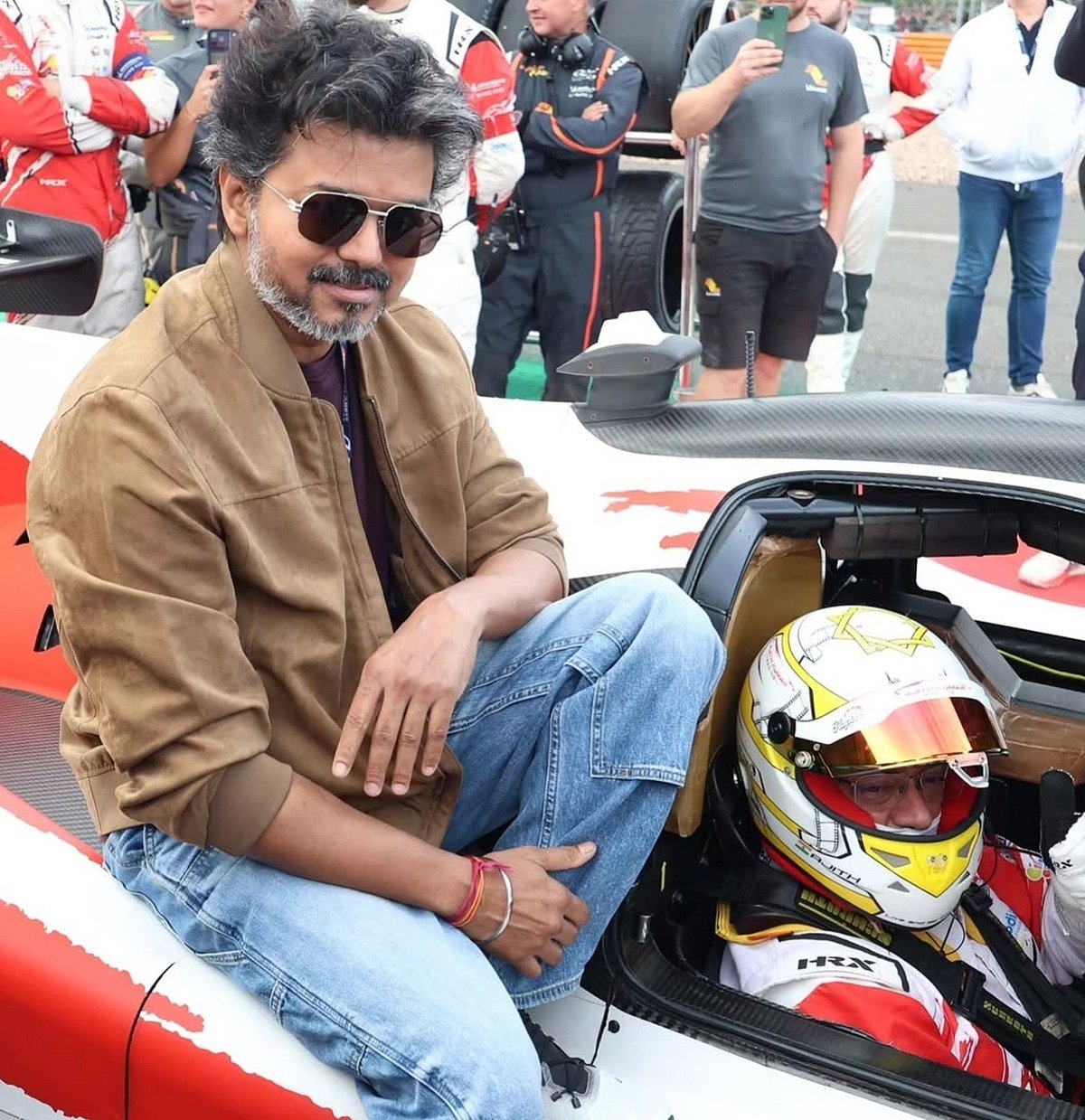 “விஜய் போனது சக நடிகரை ஐஸ் வைக்கத்தானே தவிர முதலீடுகளை ஈர்ப்பதற்காக அல்ல!” : முரசொலி தலையங்கம்!