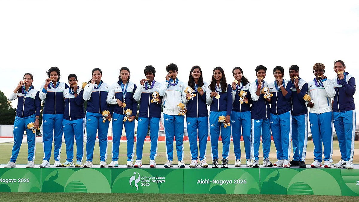ஆசிய விளையாட்டுப் போட்டிகள் 2026 : தங்கத்தை தட்டித் தூக்கிய இந்திய மகளிர் கிரிக்கெட் அணி!
