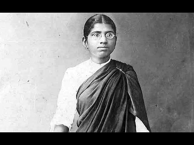 ஆய்வு, ஆராய்ச்சி என்ற பெயரால் படுகுழிக்கு பல்லாக்கு தூக்குவதா? : முரசொலி தலையங்கம் சாடல்!