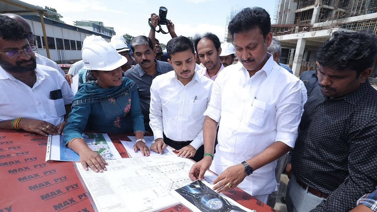 “யார் திறந்தால் என்ன? - அறிவுள்ள சமுதாயத்தை உருவாக்குவதே கழகத்தின் பணி” : அன்பில் மகேஸ் நெகிழ்ச்சி பதிவு!