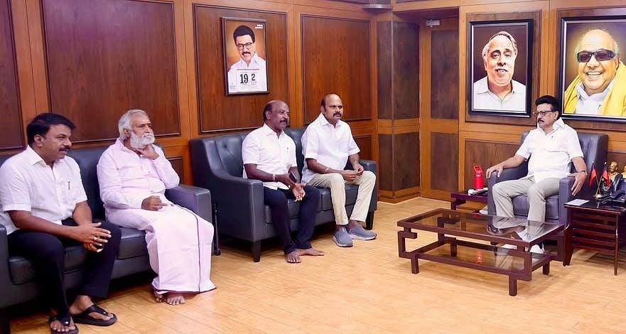 பருவமழை முன்னெச்சரிக்கை நடவடிக்கை! - தி.மு.க தலைவர் மு.க ஸ்டாலின் தலைமையில் ஆலோசனை!