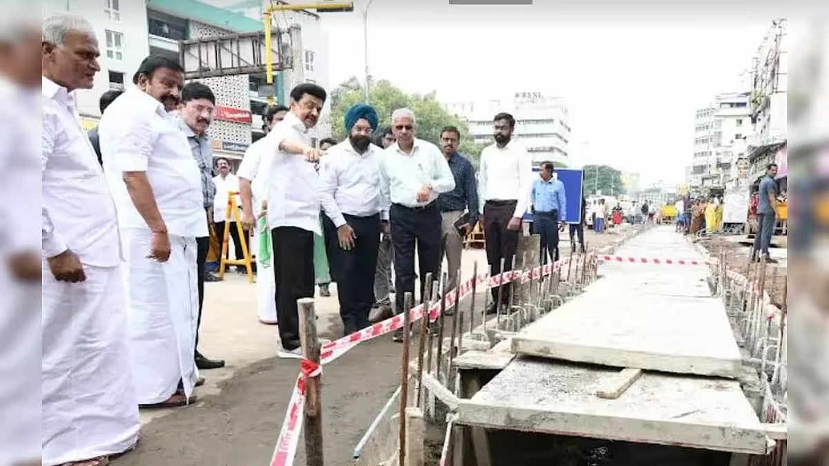 ஒரு நாள் பெய்த மழைக்கே மக்களை காக்கத் தவறிய தவெக அரசு : அலுவலகத்துக்கு விஜய் வந்து பார்ப்பதால் என்ன பயன்?