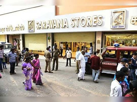 சூப்பர் சரவணா ஸ்டோர்ஸ் கடைகளில் வருமான வரித்துறையினர் ரெய்டு!