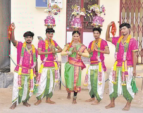 அரசு நிகழ்ச்சிகளில் நாட்டுப்புற கலைகள் இடம்பெற வேண்டும்: தமிழக அரசு உத்தரவு!