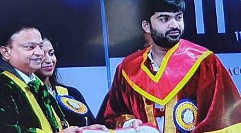 நடிகர் சிம்புவுக்கு டாக்டர் பட்டம்; வேல்ஸ் பல்கலைக் கழகம் வழங்கியது!