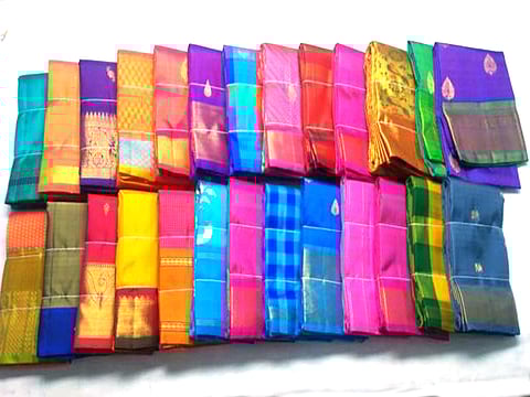 சேலை கட்டும் பெண்ணுக்கொரு வாசமுண்டு!