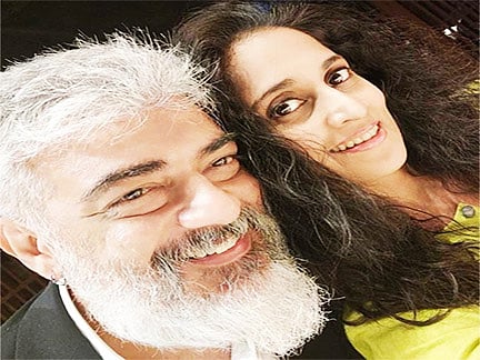 மகன் பிறந்தநாள்; அசத்தல் லுக்கில் அஜித்!