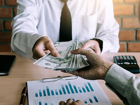 அதீத கடன் பிரச்சனையிலிருந்து எப்படி மீளலாம்?