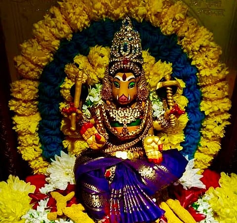 அமானுஷ்ய பிரச்னைக்கு தேங்காய் தீபப் பரிகாரம்!