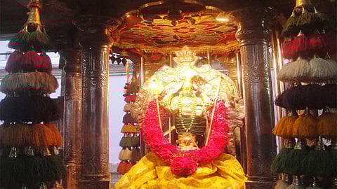 ஆய்க்குடி பாலமுருகர் கோயில்
ஸ்கந்த சஷ்டி விழா
