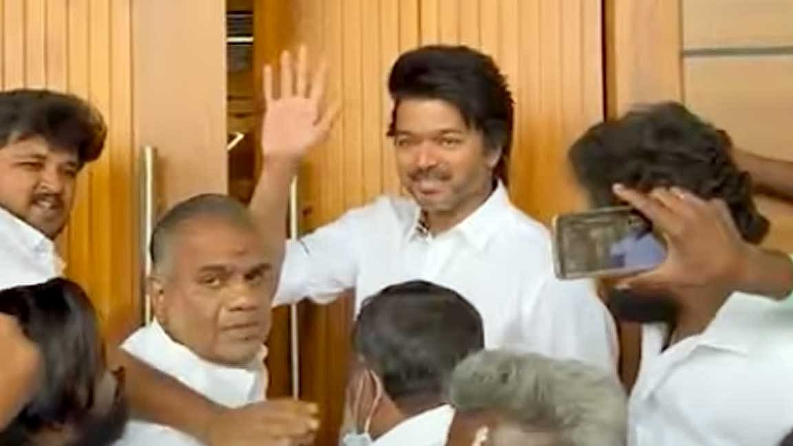 நாளை பனையூரில் தவெக மாவட்ட செயலாளர்கள் அவசர ஆலோசனை கூட்டம்..!