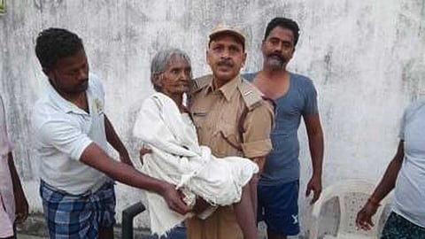 அதிசயம்…கிணற்றில் விழுந்தும் உயிர் தப்பிய 80 வயதுப் பாட்டி!