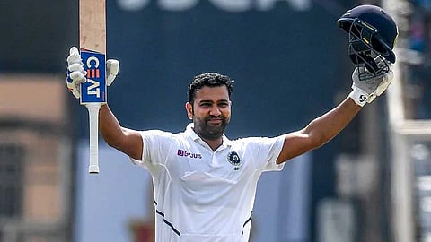 ஆஸ்திரேலியாவுடனான முதல் டெஸ்ட்டில் சாதனையுடன் சதத்தை பூர்த்தி செய்த ரோஹித் சர்மா!
