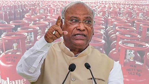 ஆட்சிக்கு வந்தால் ரூ.500க்கு எல்.பி.ஜி. சிலிண்டர்: காங்கிரஸ் உறுதி!