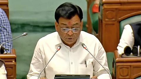 மத்தியப் பிரதேச  பட்ஜெட்டை தாக்கல் செய்தார் நிதி மந்திரி ஜெகதீஷ் தேவ்தா! பெண்களுக்கு ரூபாய் 1000/- அறிவிப்பு!